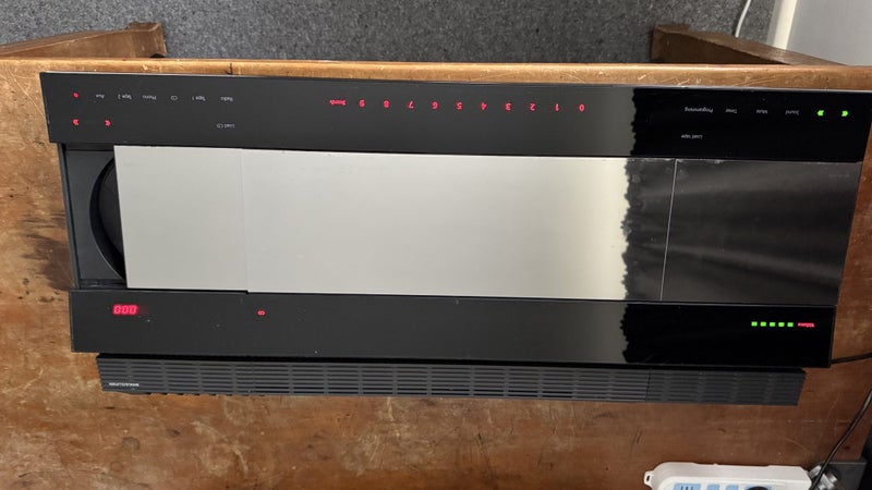 Bang & Olufsen Beocenter 9300 Carousel 2