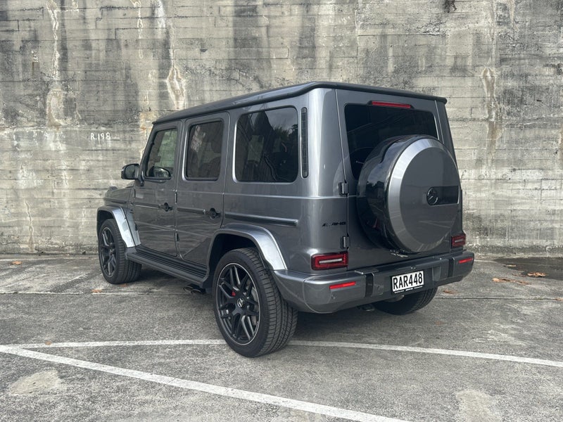 2025 Mercedes-Benz G 63 4.062854324846593114