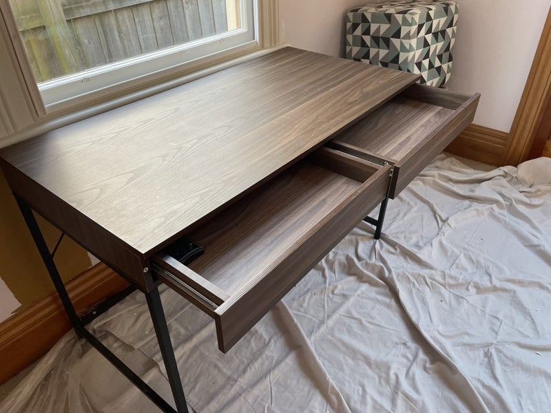 Desk Carousel 3