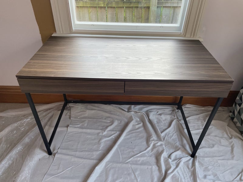 Desk Carousel 2
