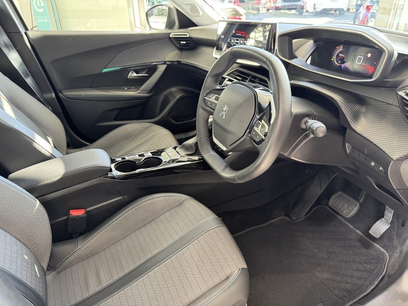 2022 Peugeot 2008 Allure 1.262867853451907111
