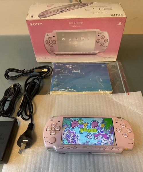 Rare Boxed Playstation PSP2000 Rose Pink with 6.60 PRO-C 32G MS In Original kits Carousel 11