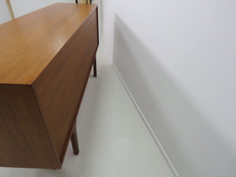 McIntosh 'MOY' Vintage Compact Sideboard. Carousel 11