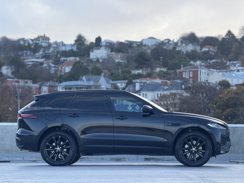 2024 Jaguar F-PACE P250 R-Dynamic SE62863252446850113