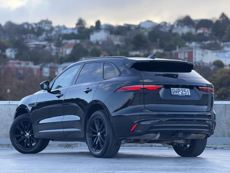 2024 Jaguar F-PACE P250 R-Dynamic SE62863252446850114