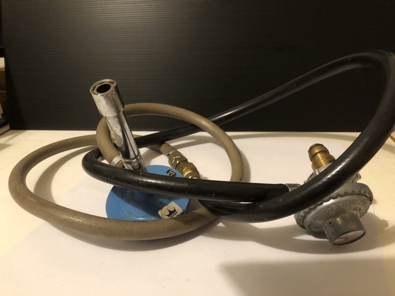 Bunsen Burner/ hose/ regulator Carousel 1