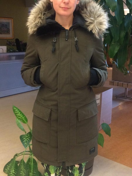 Extremely warm and stylish khaki Parka - almost new! Carousel 4
