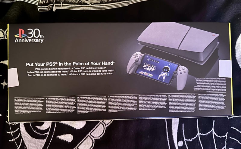 PlayStation Portal LIMITED EDITION 30th Anniversary - Grey Carousel 2