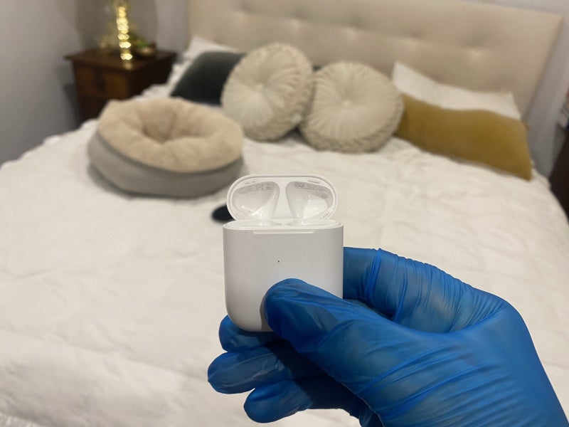 Air pods first generation Carousel 1
