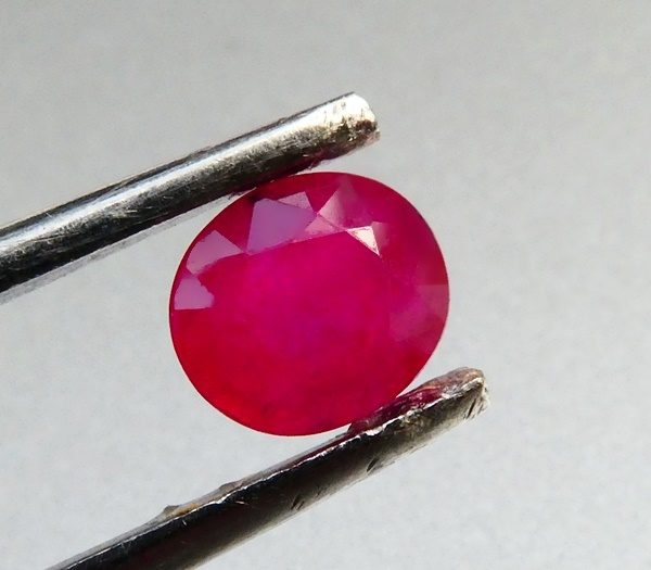 $1RE 1.11CT SPLENDID OVAL CUT 100% NATURAL RED RUBY Carousel 1