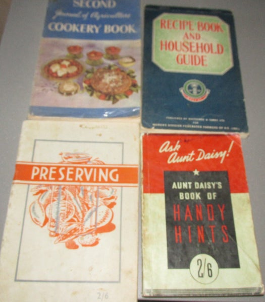 Collection Very Vintage Retro NZ Written Recipe Cook Books Aunt Daisy + More Carousel 1
