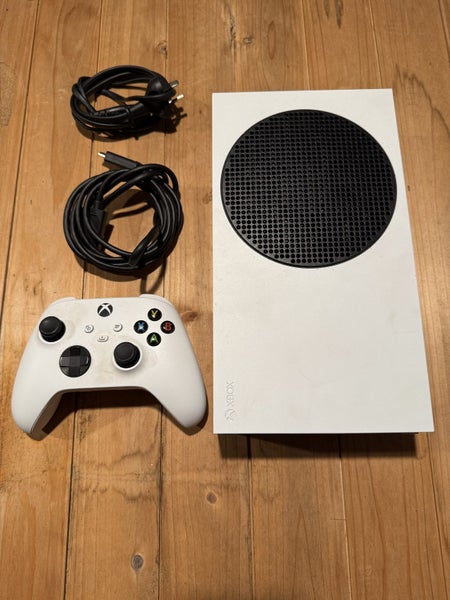 Xbox Series S All Digital Console Carousel 1