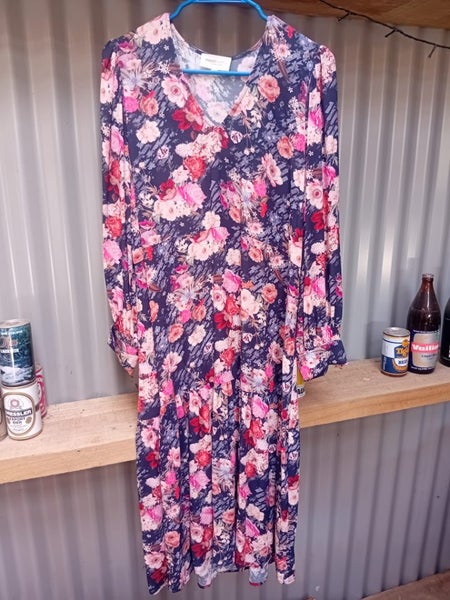 Gorgeous Madly Sweetly dress - sz 12 Carousel 1