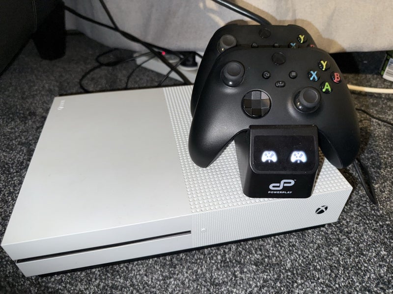 Xbox One S 1TB + 2 Controllers + Powerplay Charger - Pick Up 29 May only Carousel 1