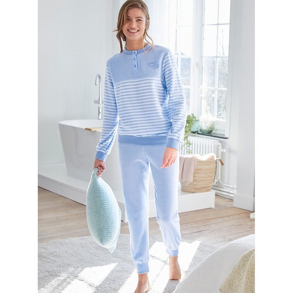 Snuggle up in the evening, yummy Thermal Fleece Pj's - Size L (18-20) - Blue629423966184971117