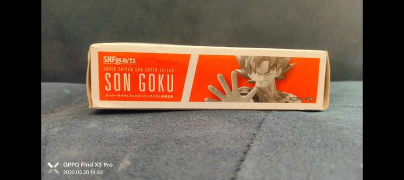 S.H.F SSGSS Goku Carousel 2