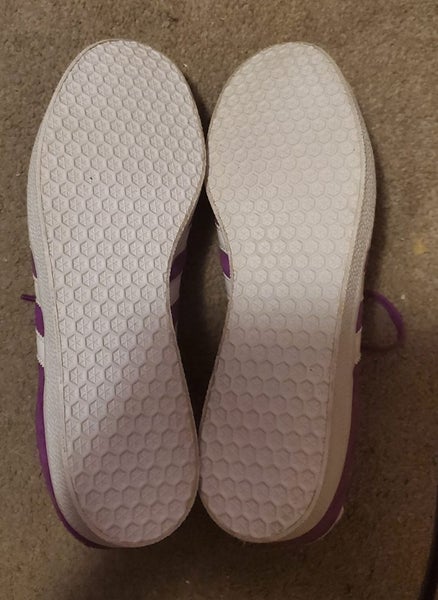 RARE Adidas Gazelle Purple Suede – Size 10 US – Mint Condition! Carousel 4