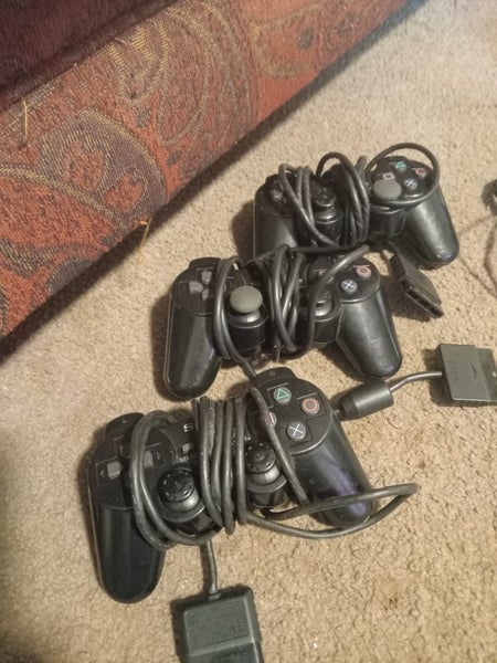 PS2 official controllers ×3 Carousel 1