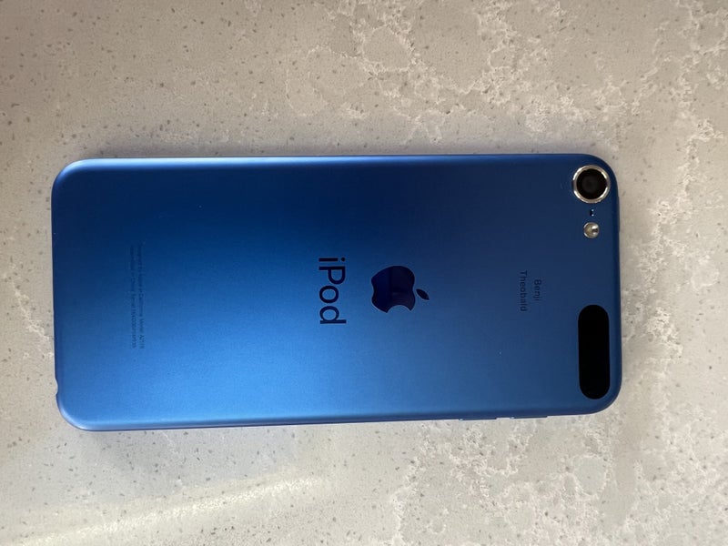iPod Touch 7th Gen 32GB Carousel 2
