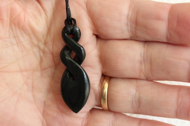 BEAUTIFUL DOUBLE TWIST PENDANT #223 Carousel 2