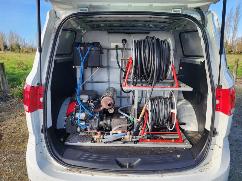 Waterblasting Equipment Carousel 1