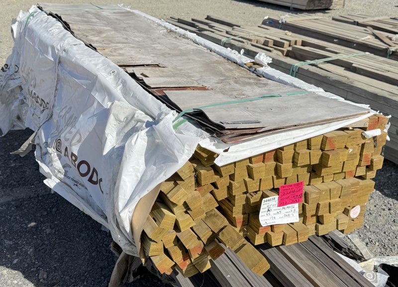 LVL ANGLED BATTENS, H3.2 TREATED, 45 x 45mm - 348.3m - TBT1296 Carousel 1