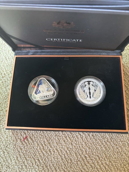 Anzac Centenary Silver proof set Carousel 1