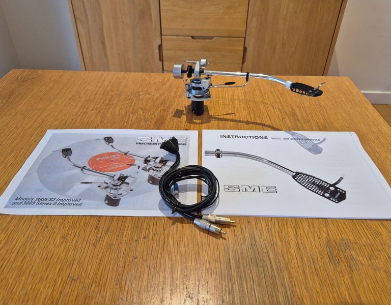 The world's most legendary tonearm...the SME 3009! Carousel 2