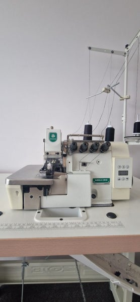 Zoje High-speed overlock (serger) machine Carousel 5