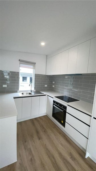 Image 1 of 11