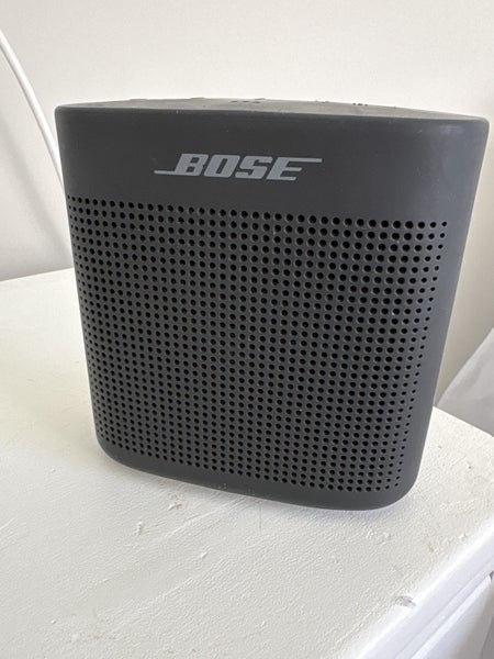 Bose Soundlink Color II Carousel 1