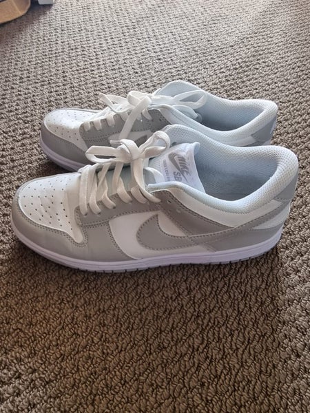 Nike Women's Carousel 1