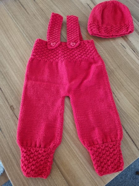 Hand knitted Carousel 3