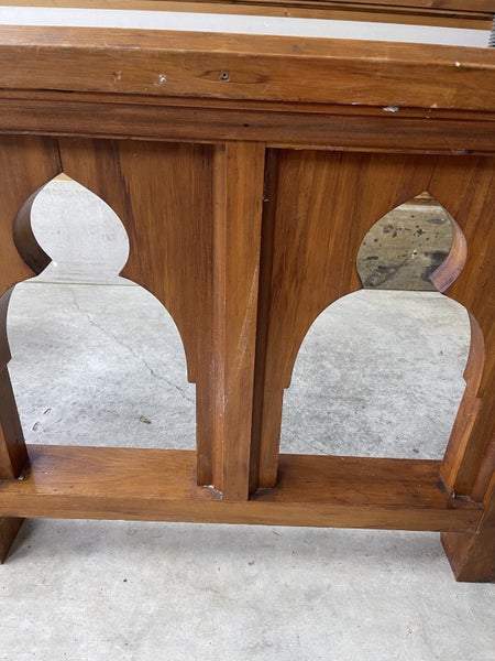 Church Communion Alter Handrail Carousel 4