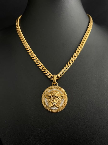 IcedOut Medusa Pendant - Gold Carousel 1