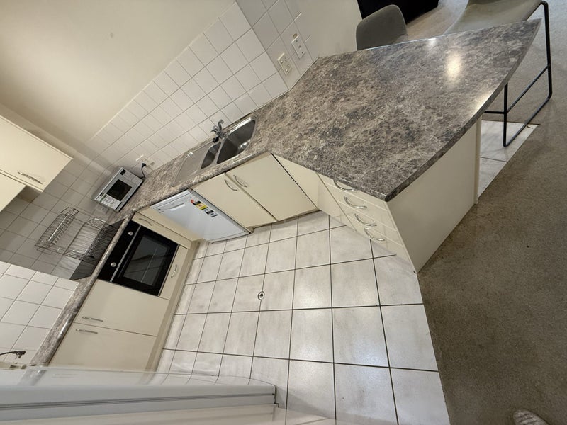 Good condition kitchen ! We remove you pick up Carousel 2