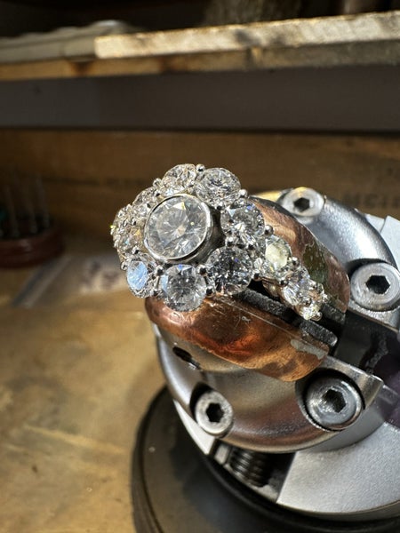 **$1 RESERVE** 17k Valuation TDW 4.13ct Carousel 2