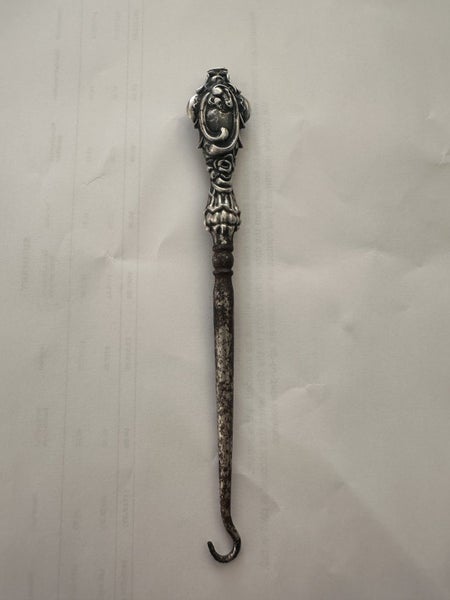 Sterling SILVER Button Hook: Birmingham, 1909.628647367947551119