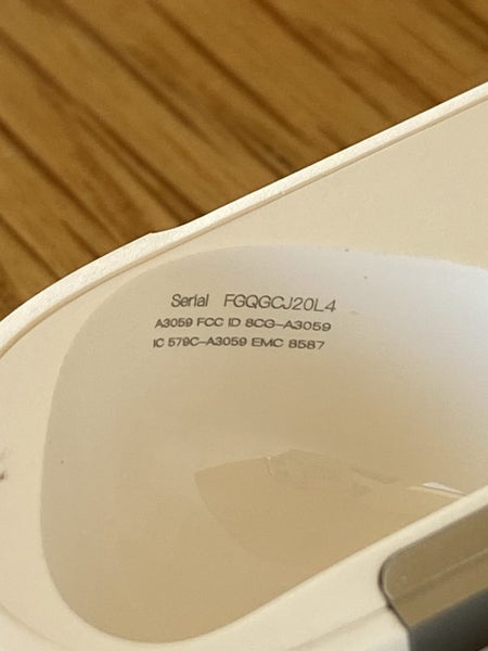 AirPods gen 4 with noise cancellation Carousel 8