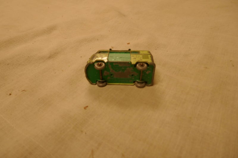 Lesney No.34 Volkswagen caravtte Carousel 3