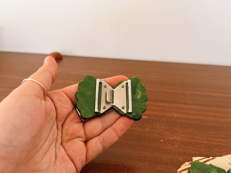 Vintage 1930’s? Green Bakelite Belt Buckles X2 Carousel 3