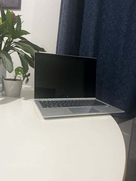 HP EliteBook x360 1040 G5 - i5 3.4GHz - 8GB Ram - 25GB SSD - Windows 1062863221845507111