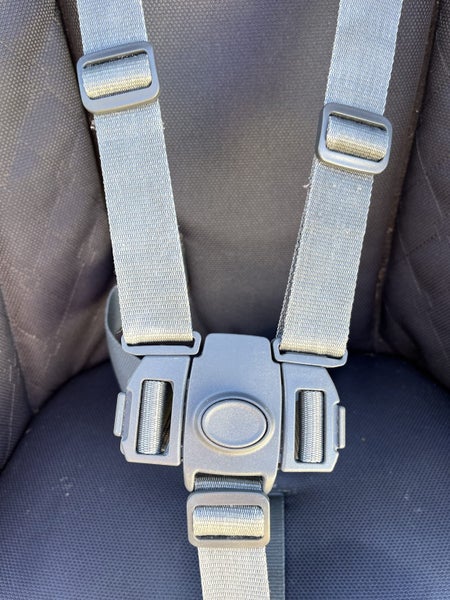 Uppababy Vista Pram with 3 seat options Carousel 11