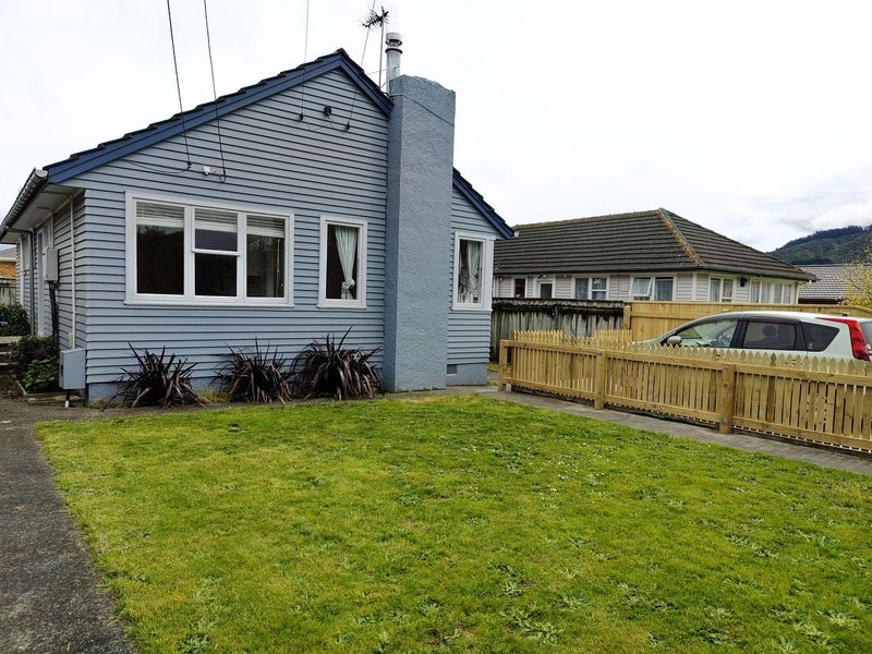 Image 1 of 20