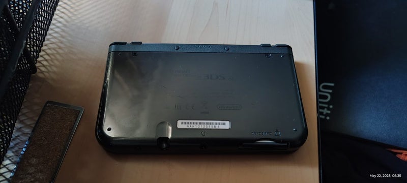 NEW Nintendo 3DS XL (Used, Black) Carousel 3