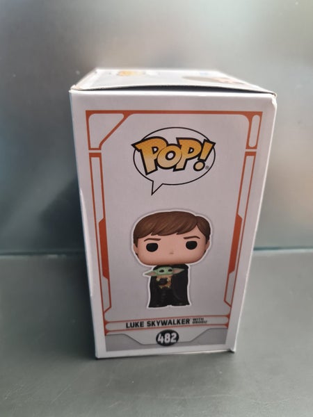 Funko Pop Luke Skywalker with Grogu #482 Carousel 2