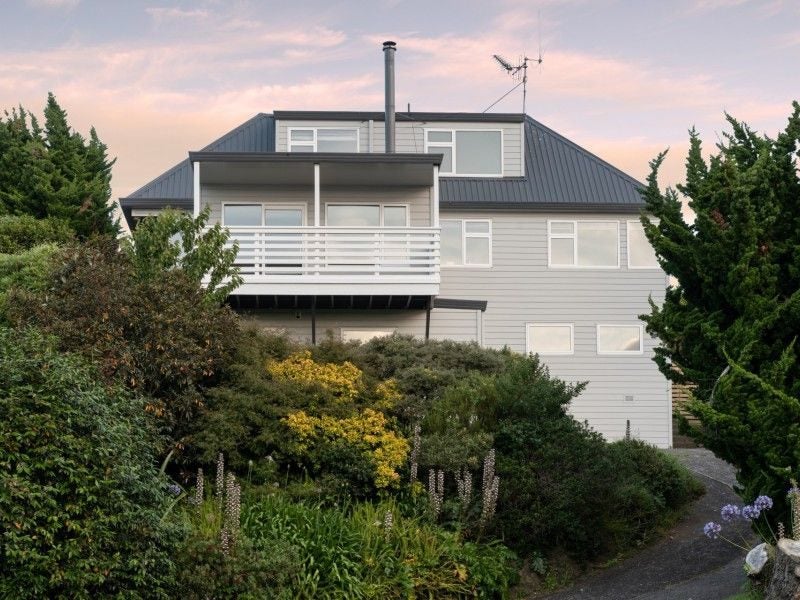 Image 1 of 20