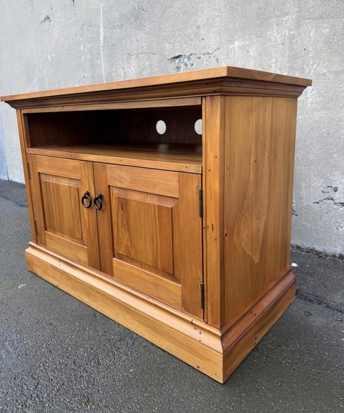 TV Cabinet Recycled Rimu Carousel 2