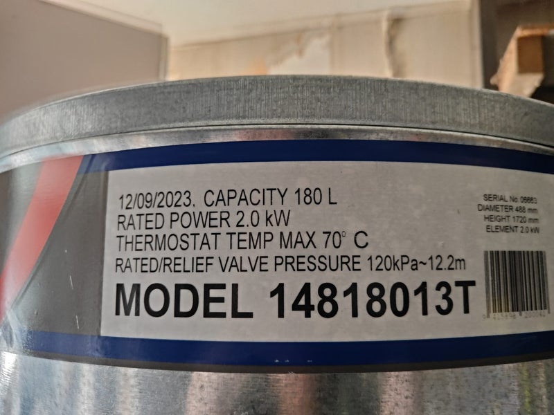 As new Hot water cylinder Carousel 1