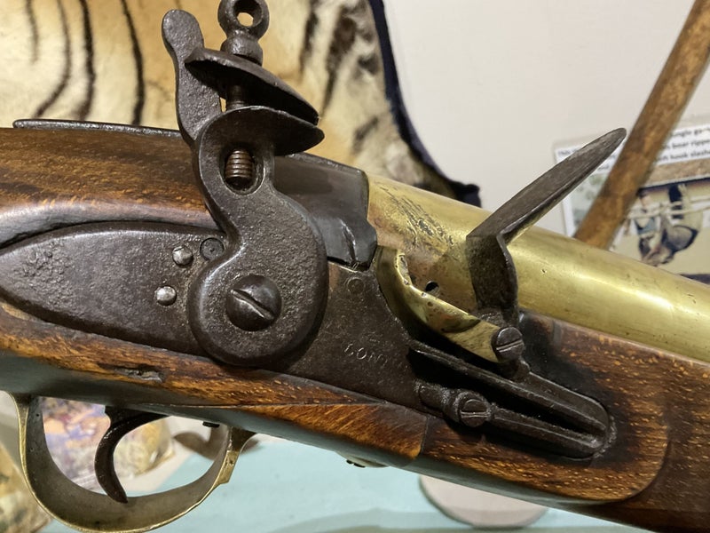 MASSIVE, over 12 kg! Flintlock swivel Blunderbuss. British. No License needed Carousel 2